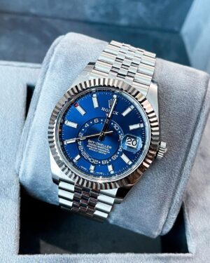 Rolex Watch : Unmatched Craftsmanship and Swiss Precision